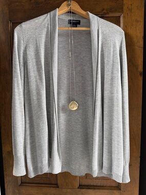 Liz Claiborne Heather Gray Open-Front Cardigan with Chicos Necklace